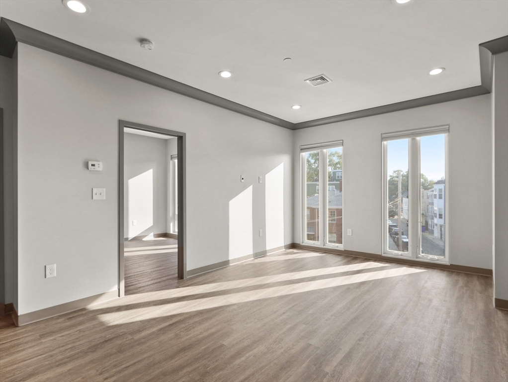 18 Preble St, South Boston