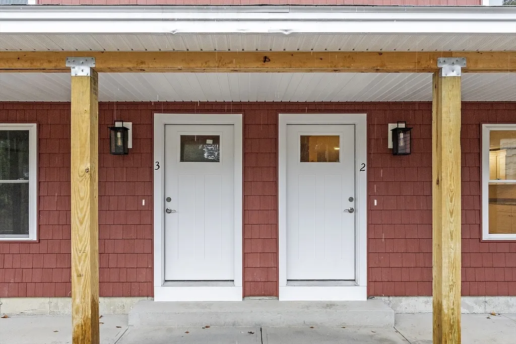 20 Townsend St, Pepperell