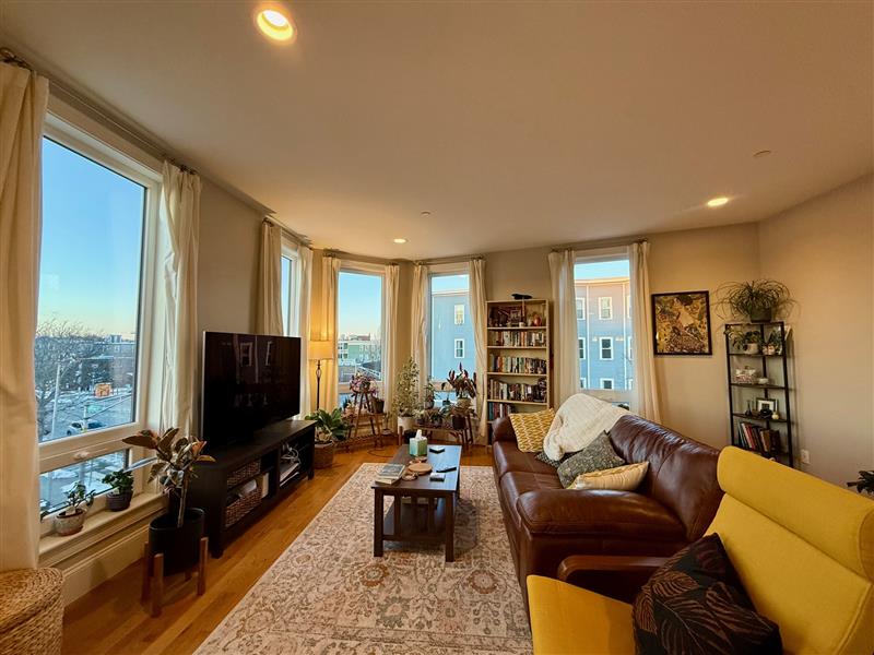 168 Hampshire St, Inman Square