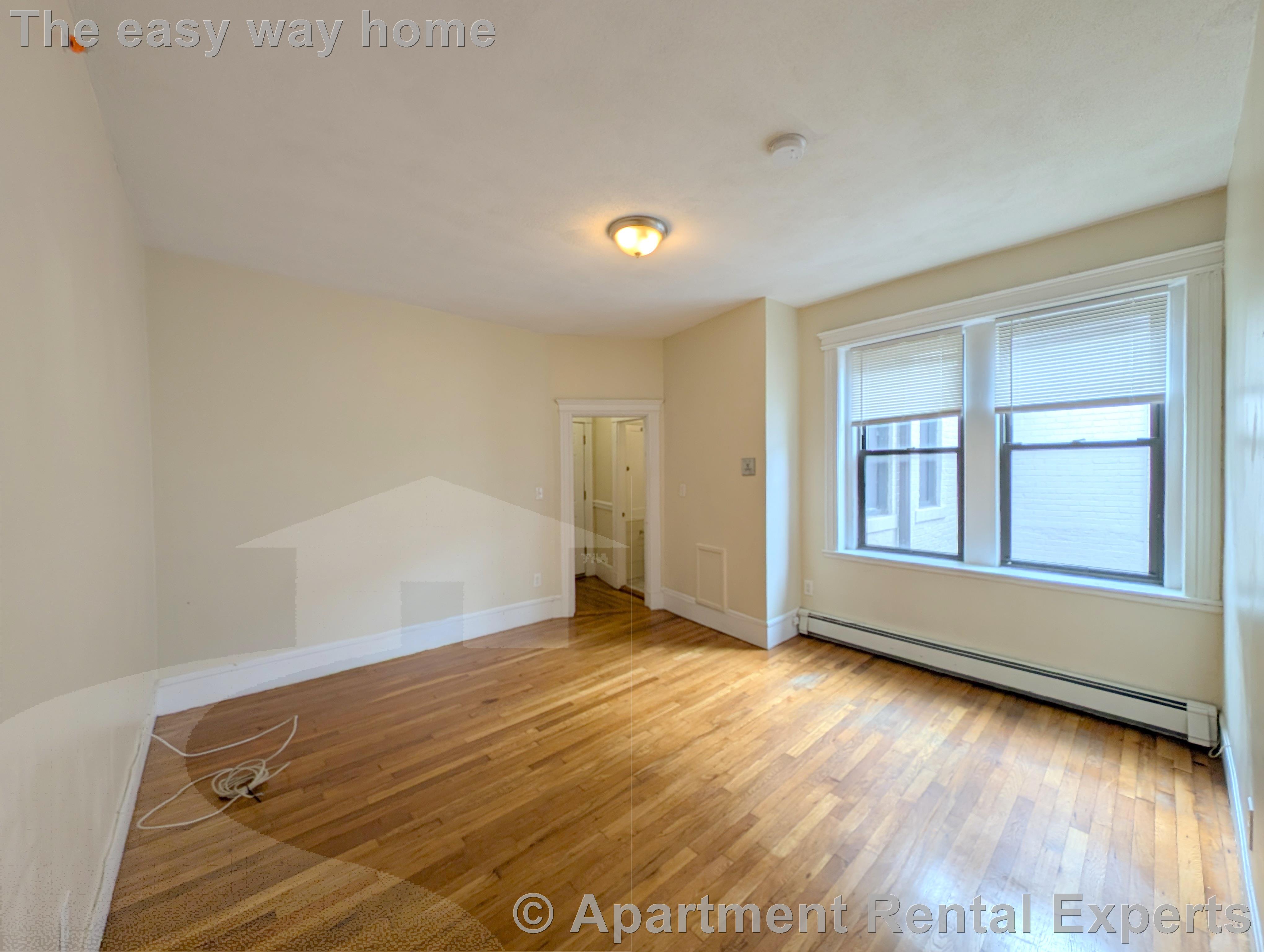 77 Hancock St, Central Square