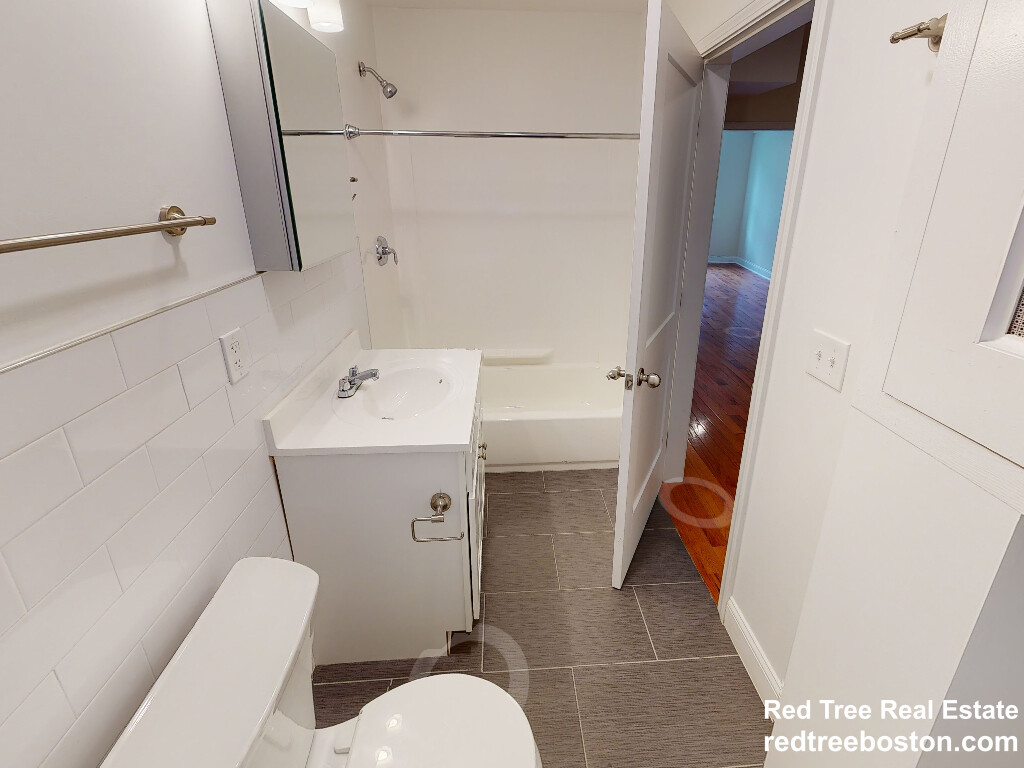 123 Sutherland Rd, Brighton