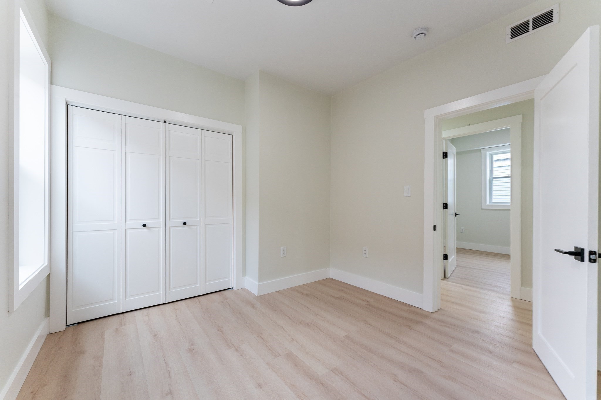 47 Brackett, Brighton