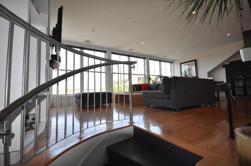 658 Massachusetts Ave, South End