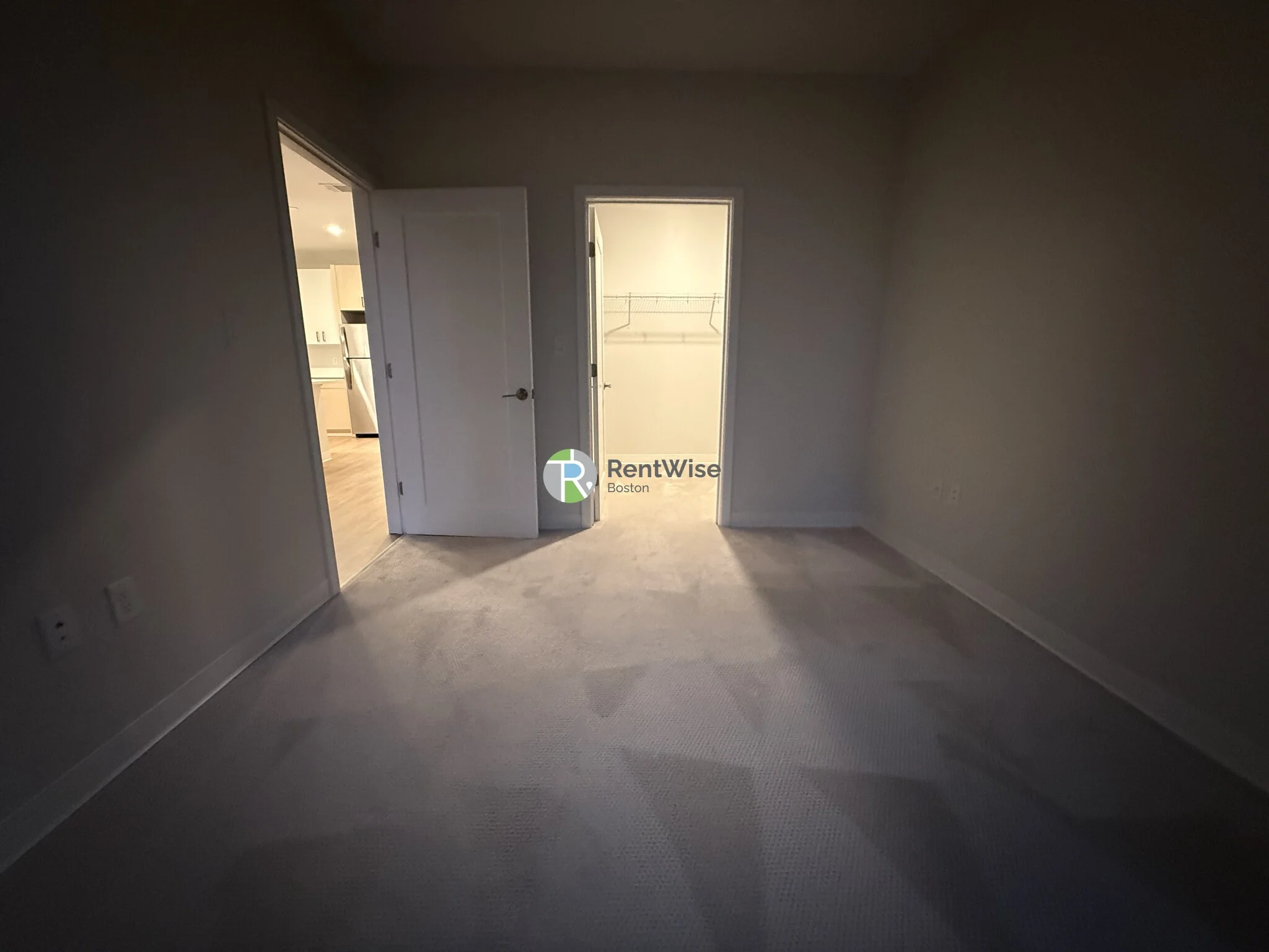 289 Walk Hill St, Roslindale