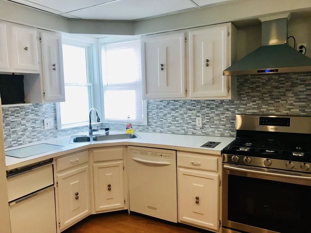 72 Boston Ave, Medford