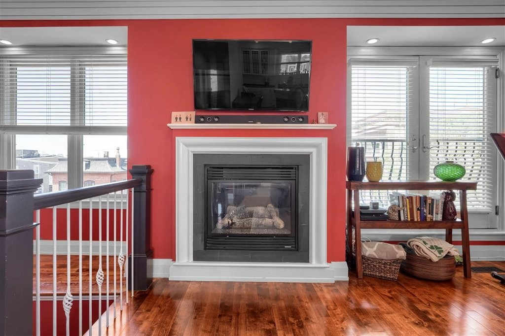 360-362 Dorchester St, South Boston