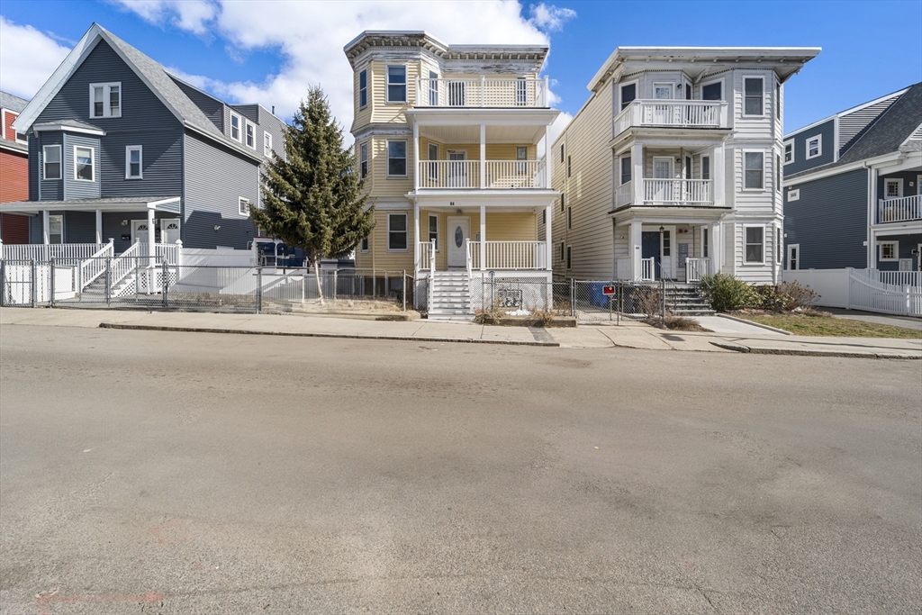 64 Topliff St, Boston