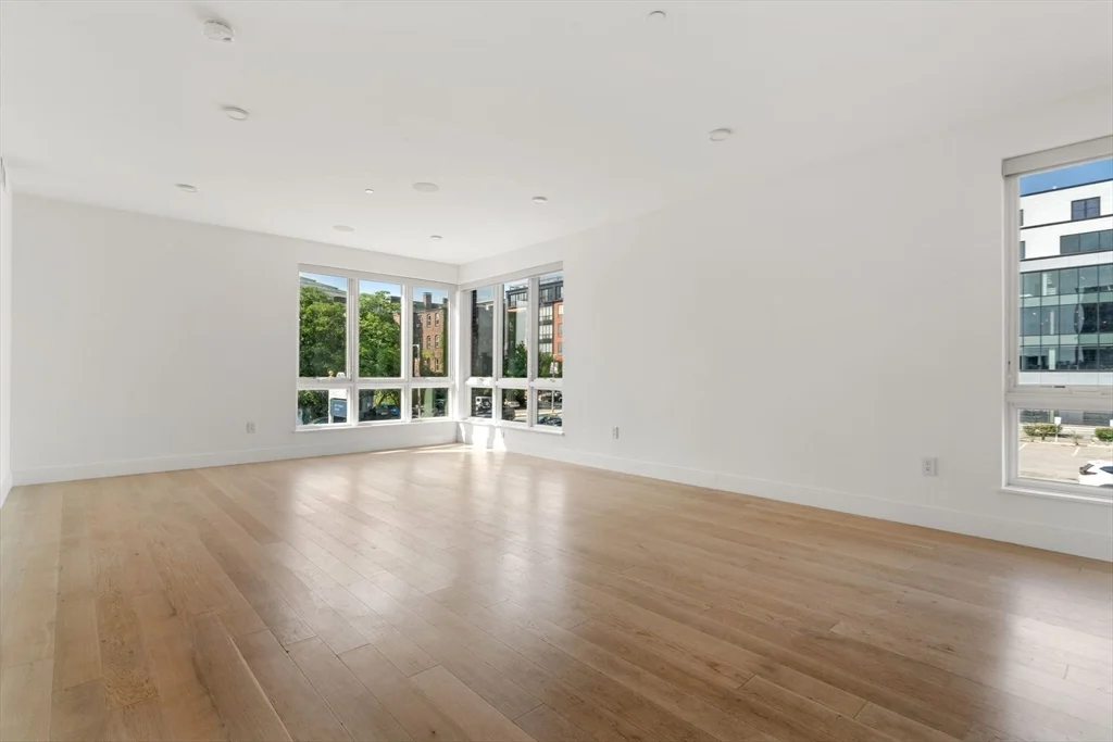 20 W 5th, South Boston