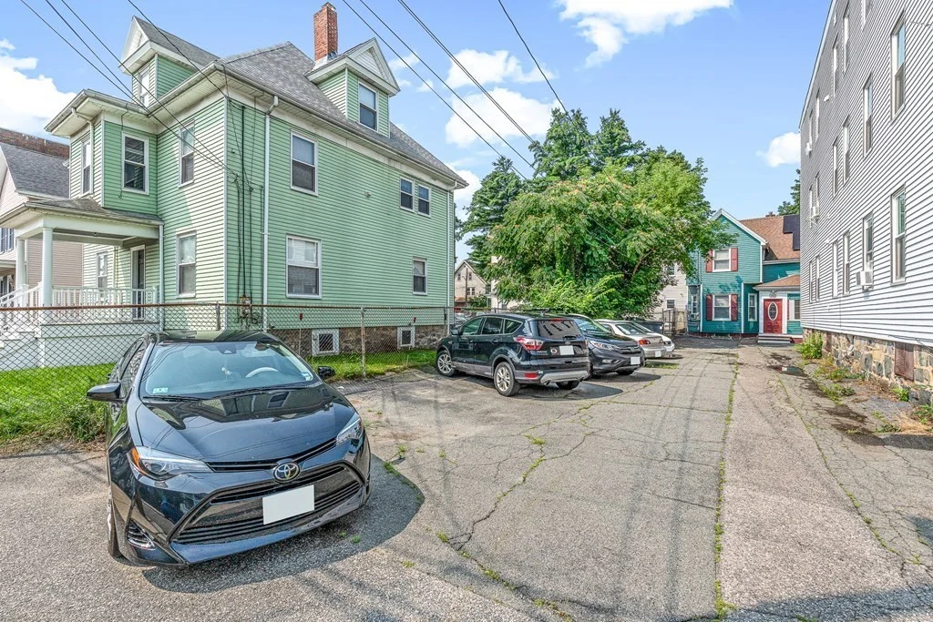 22 Auburn St, Malden