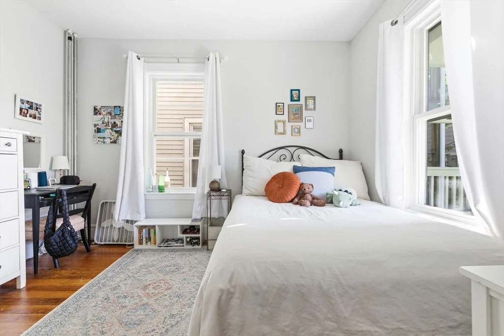 225 L St, South Boston
