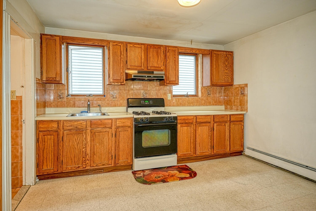 91 Arlington St, Watertown