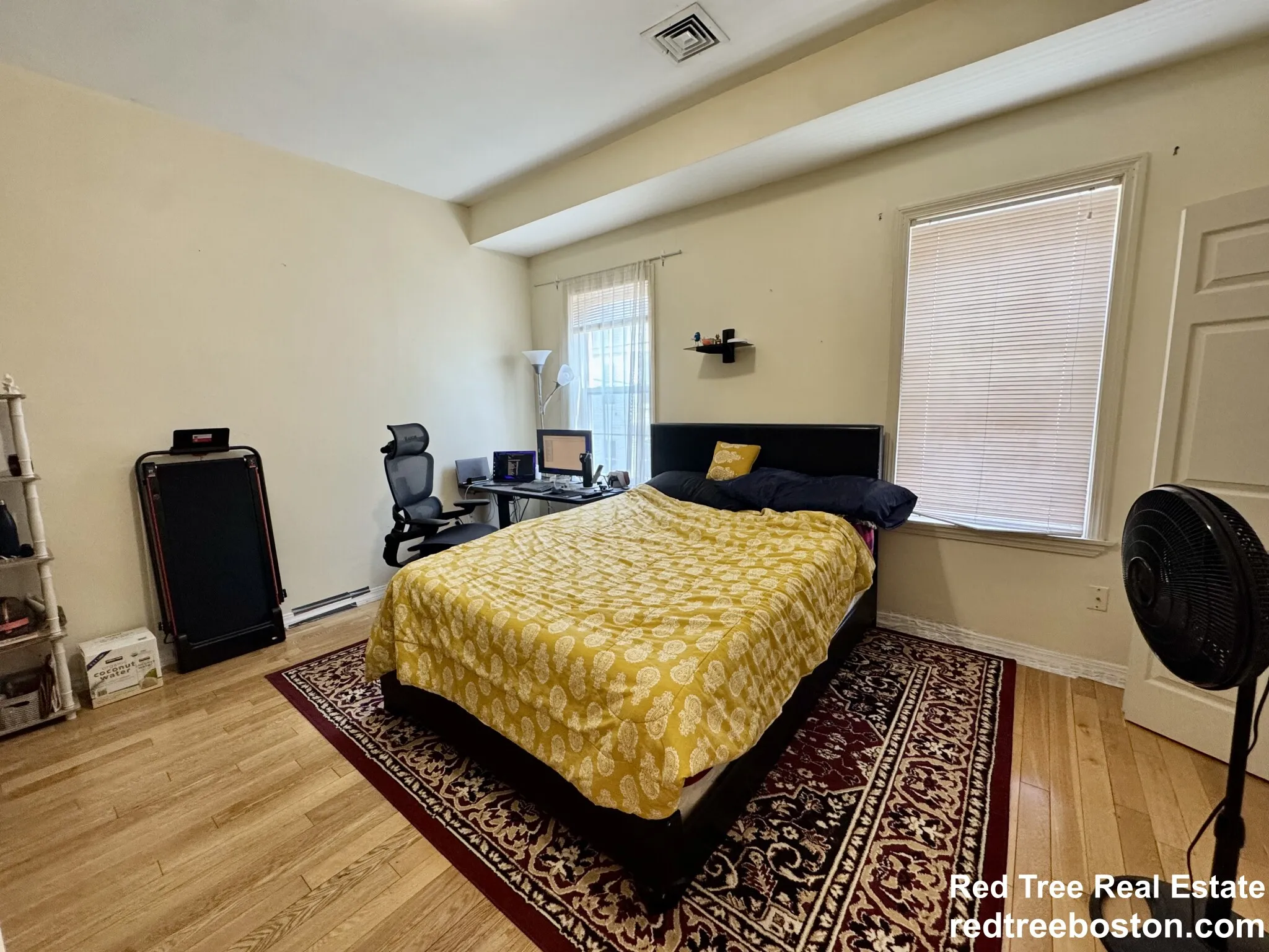 22 Elmore St, Roxbury