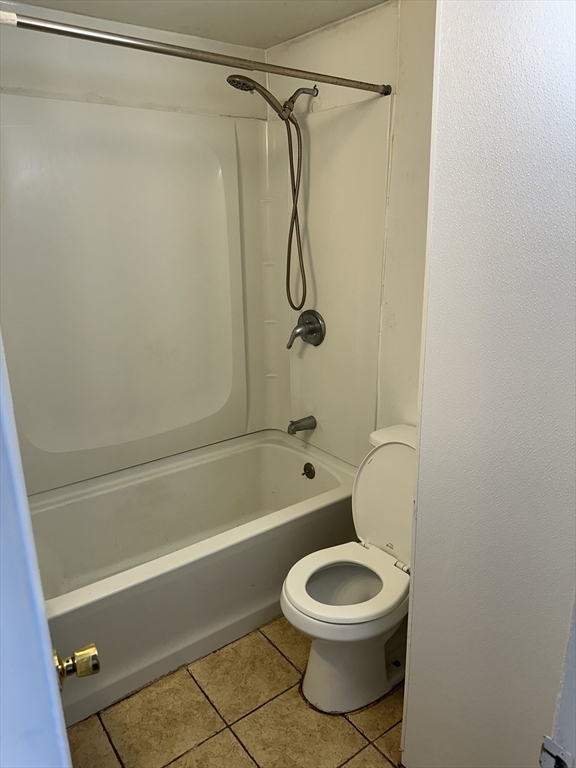 33 Russel, Worcester