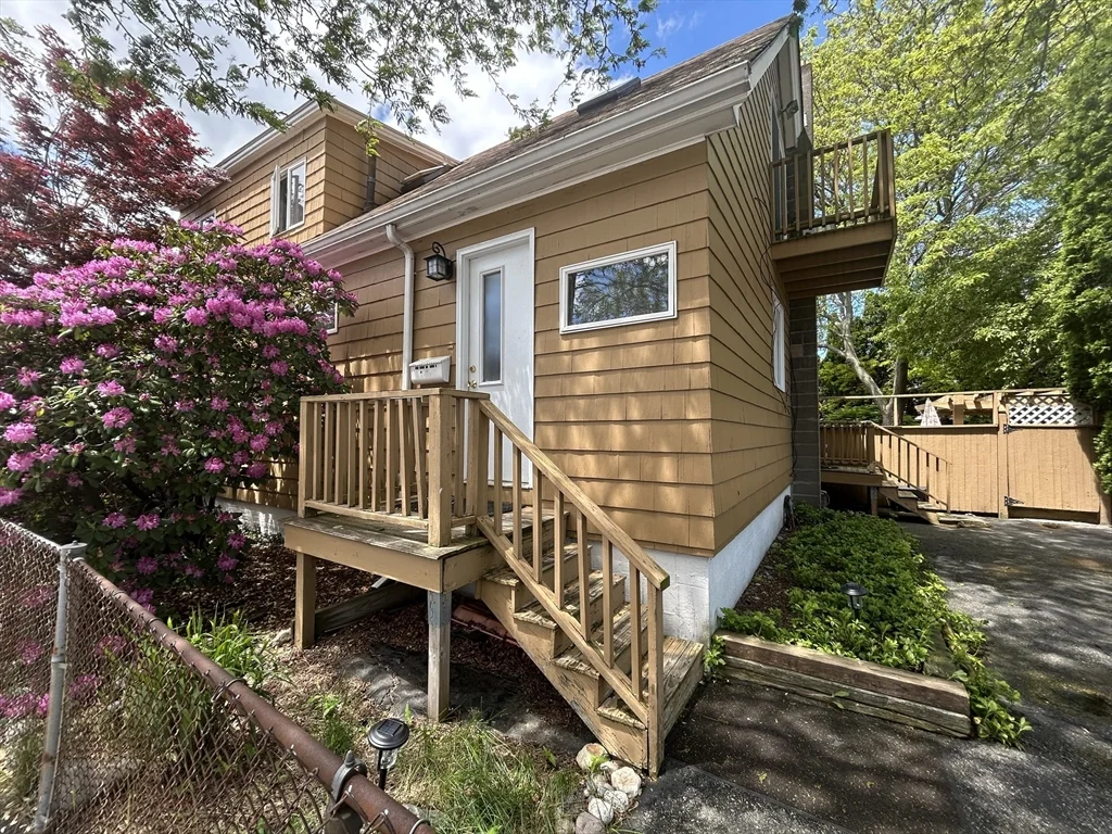 370 Main St, Winthrop