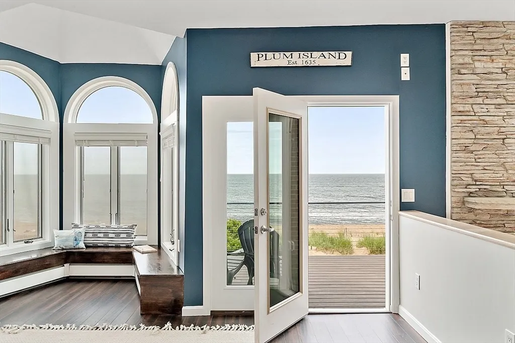 4 Northern Blvd, Plum Island