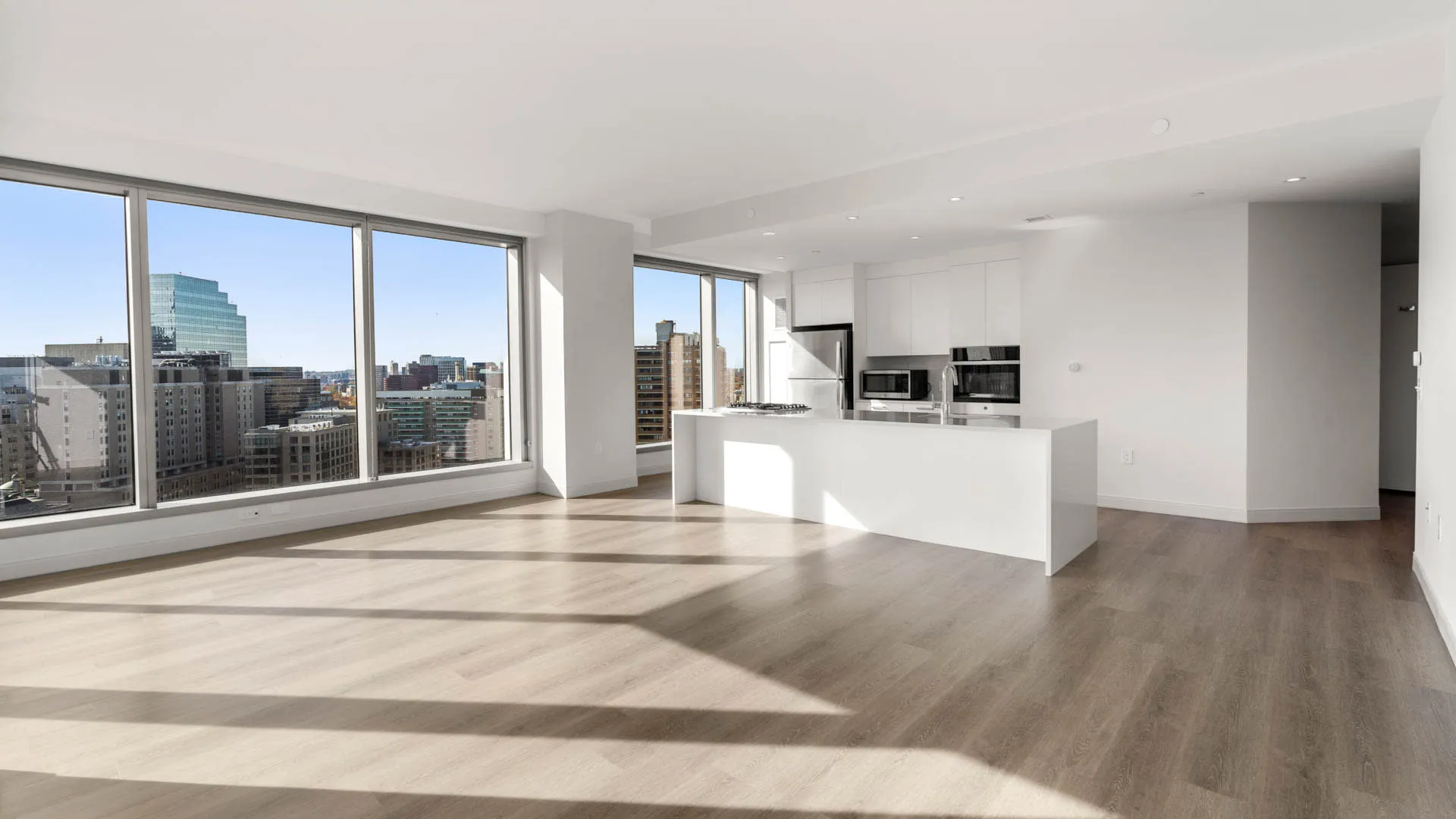 35 Lomasney Way, West End