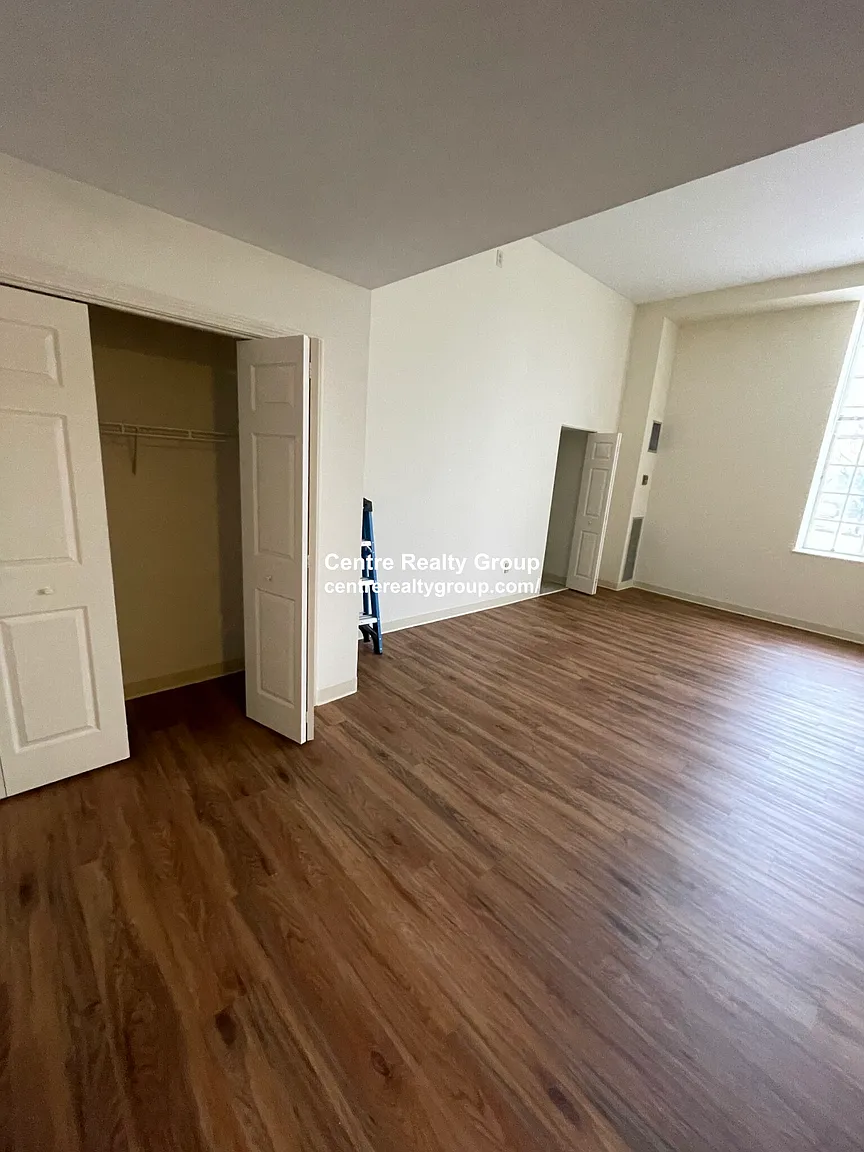 1600 Washington St, West Newton
