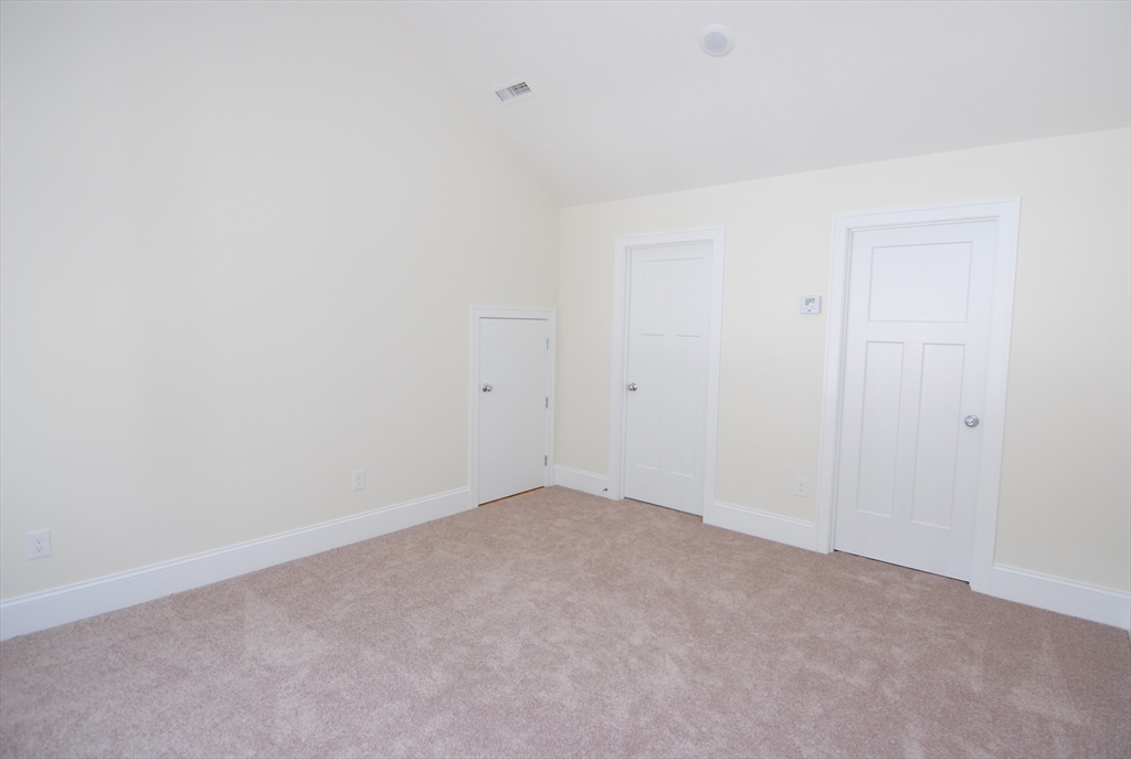 1 Scout Ln, Nashua