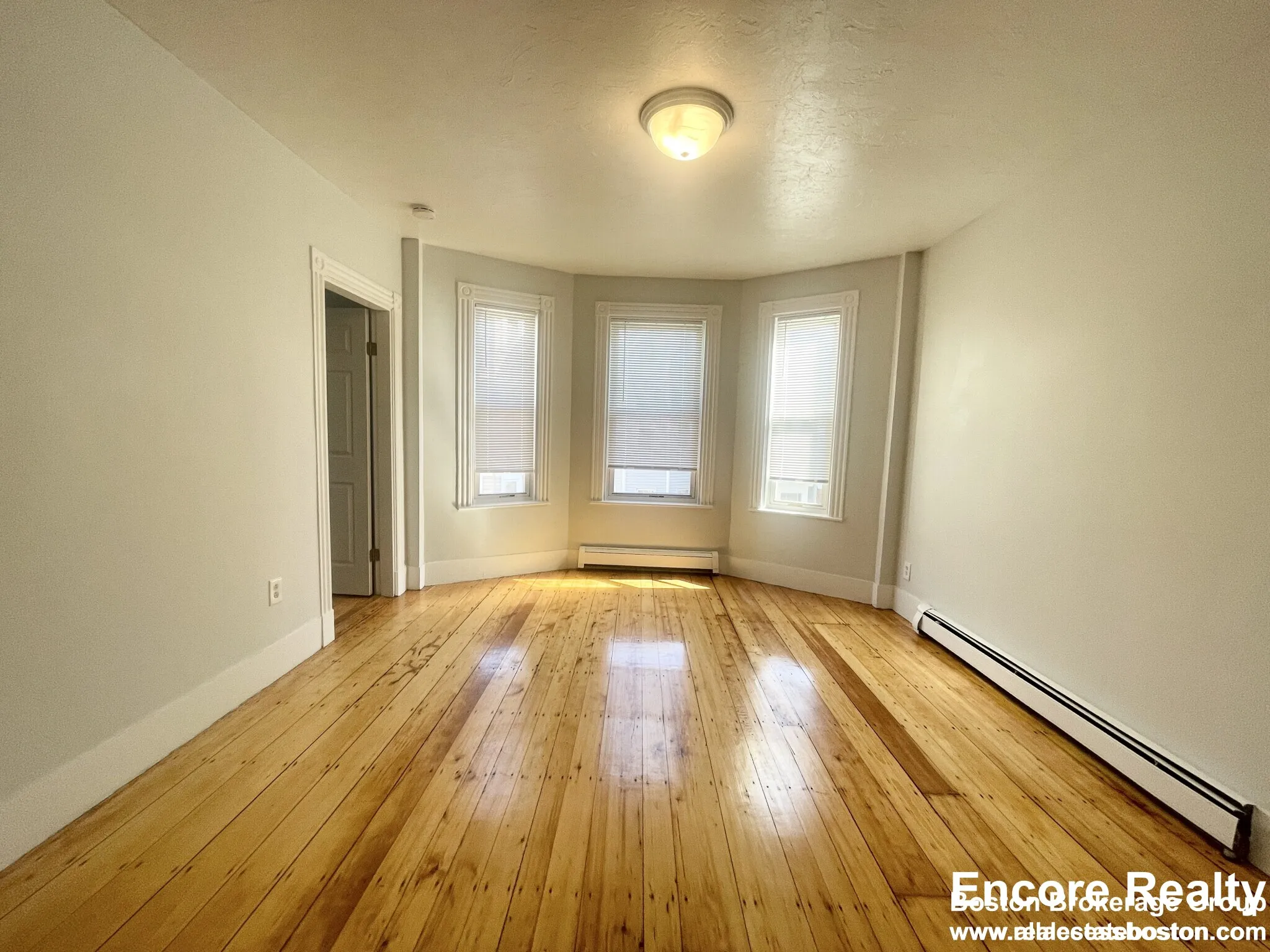 22 Howell St, Dorchester