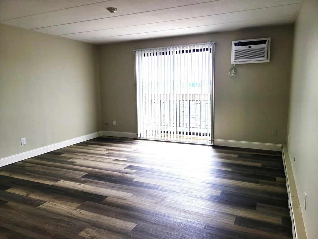 576 Washington St, Weymouth