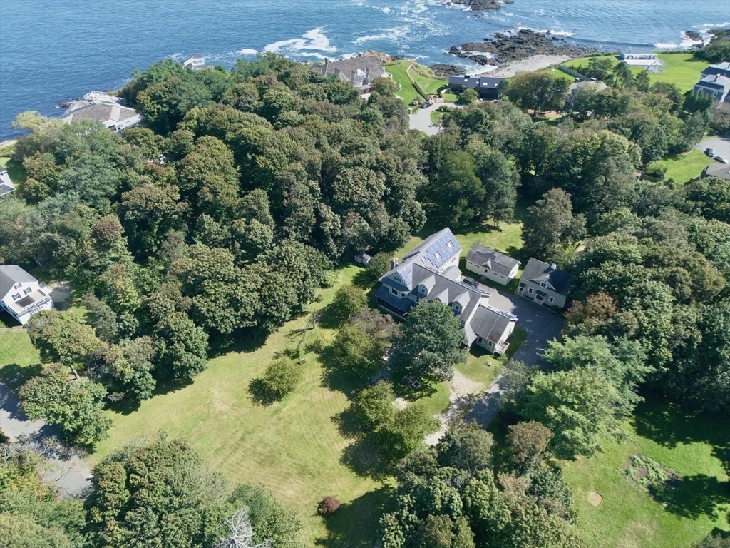 25 Pleasant St, Nahant