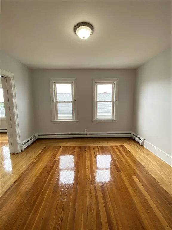 60 Prospect St, Fall River