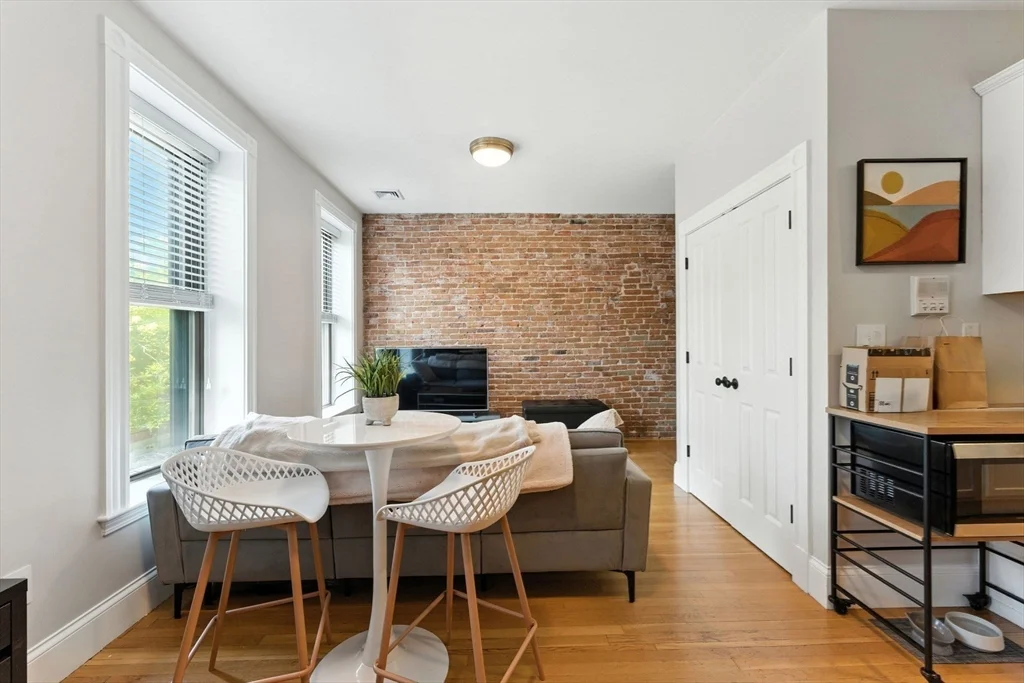 19 Medford St, Chelsea