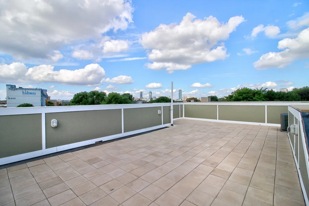 4 Kemp St, South Boston