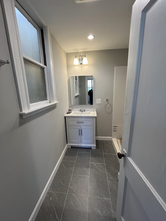 108 Bristol Rd, Medford