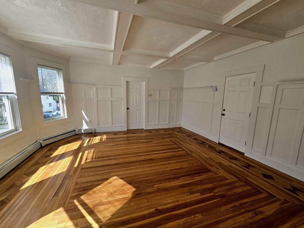 63 Stewart St, Quincy