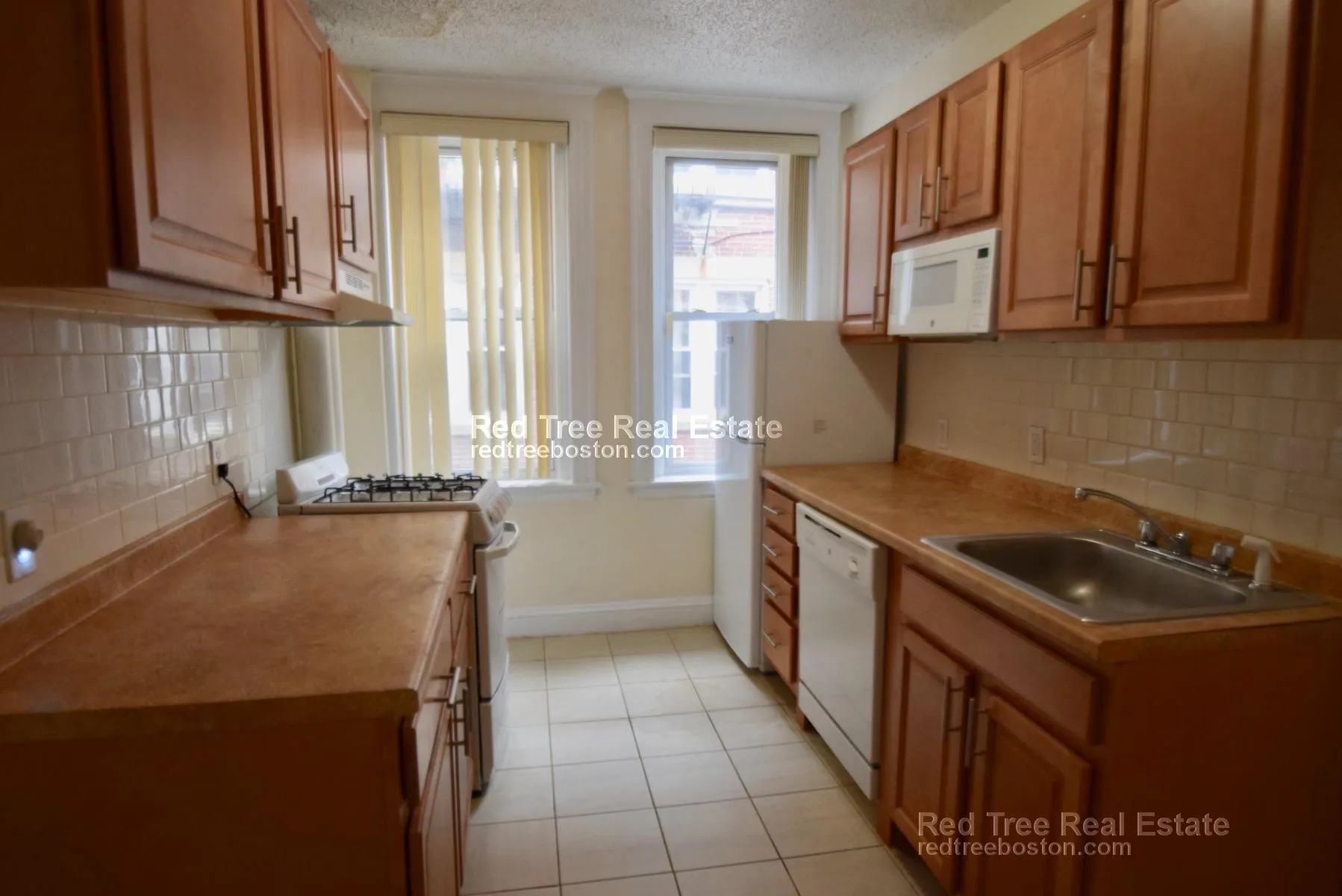 5 Barrows St, Allston