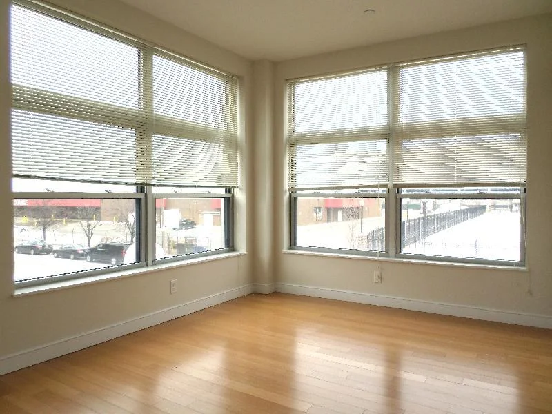 601 Albany St, South End