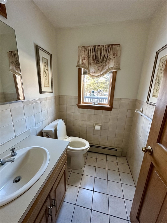 42 Pine Acres Rd, Foxboro