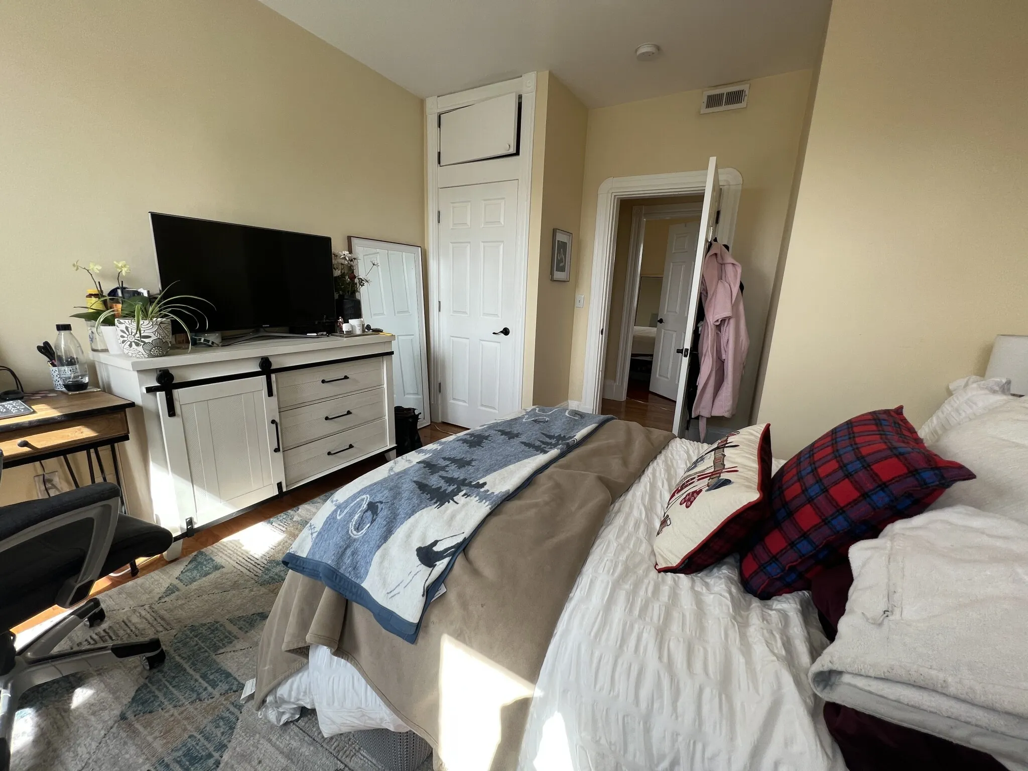 50 Lowell St, Spring Hill