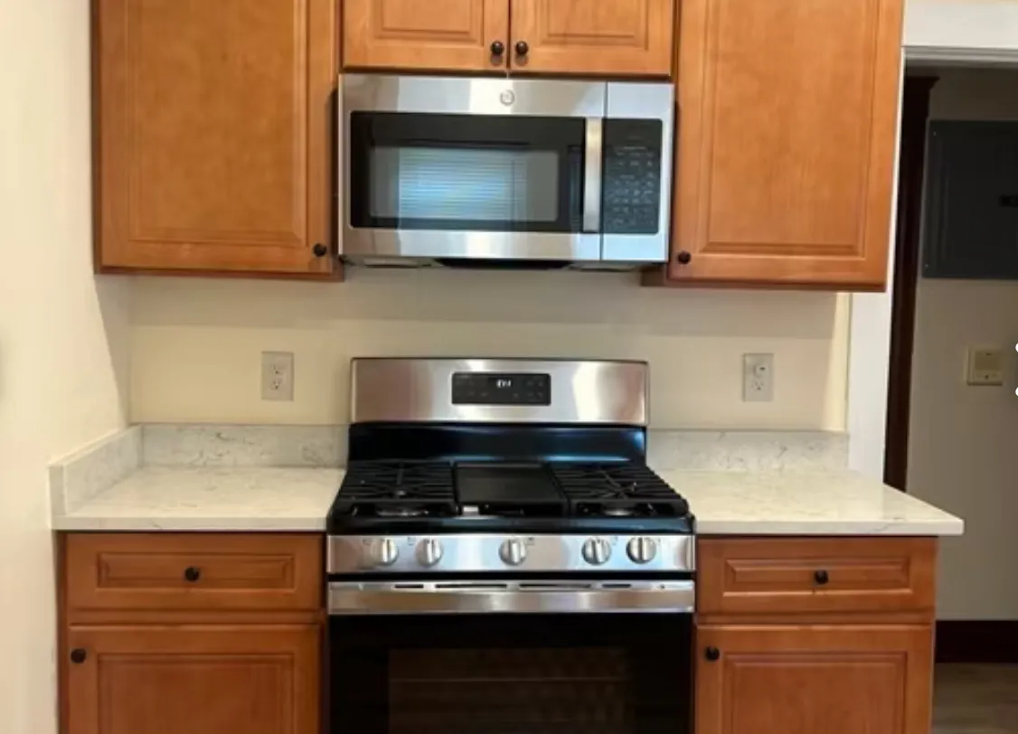 34 Stellman Rd, Roslindale