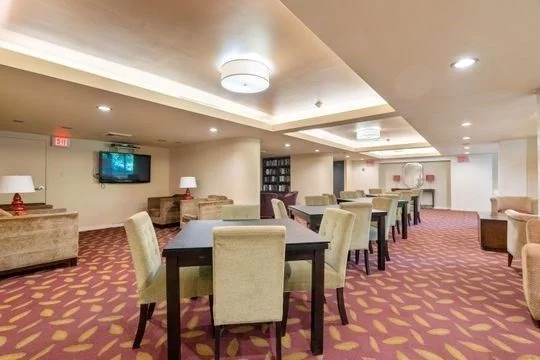 33 Pond Ave, Brookline Village