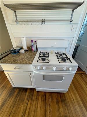 198 Cedar St, Powder House Square