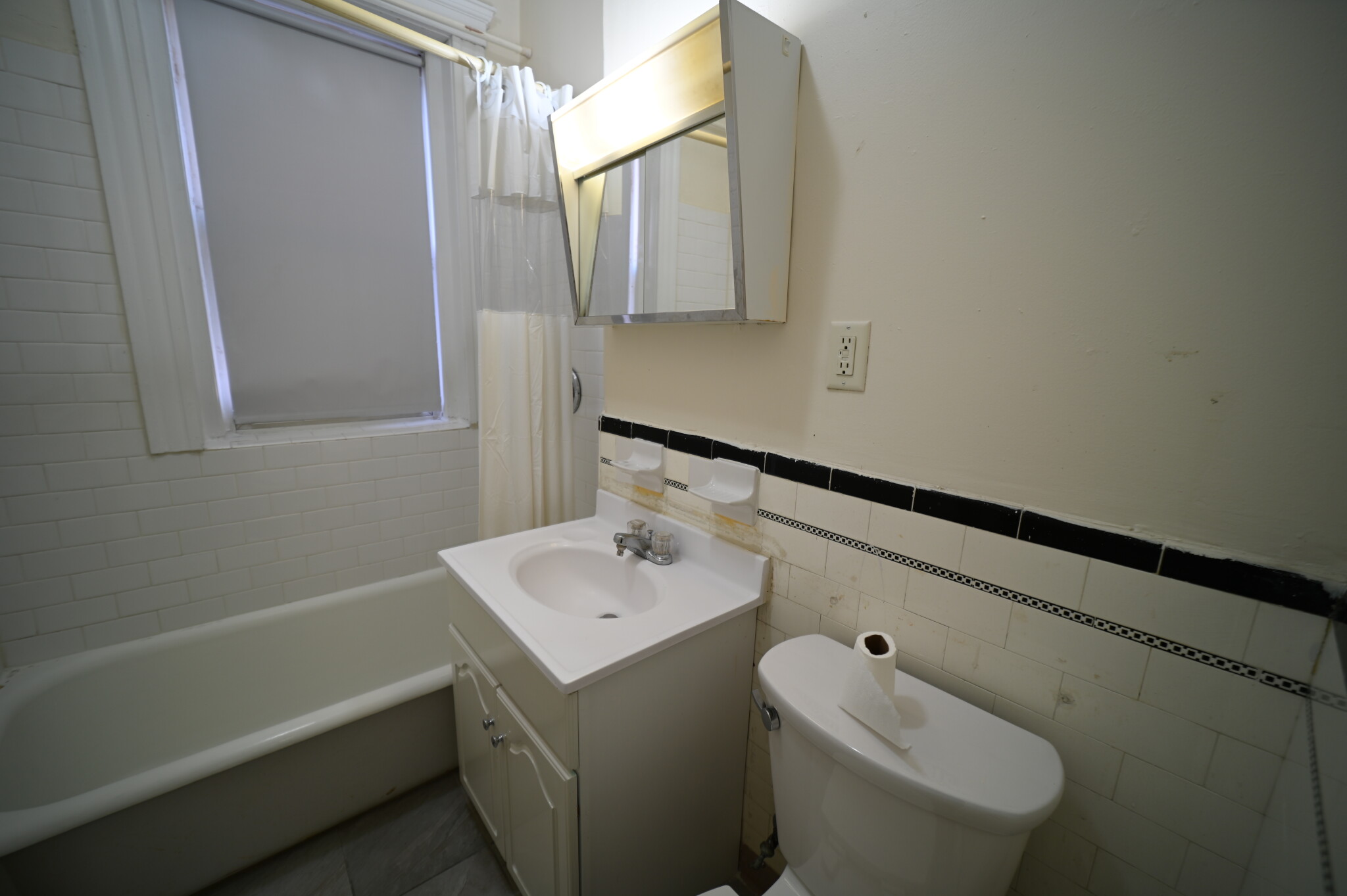 131 Washington St, Brighton