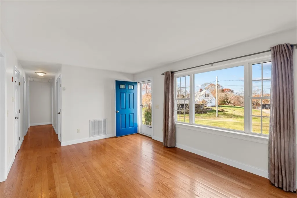 130-R Billington St, Plymouth