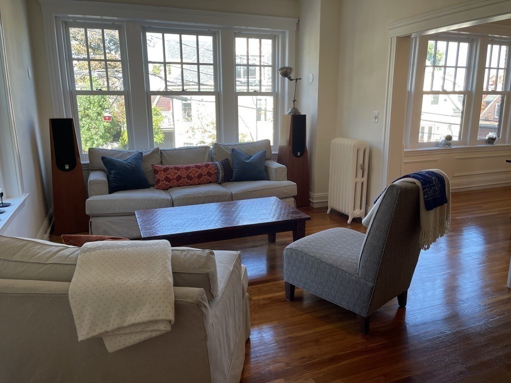 52 Summit Ave, Brookline