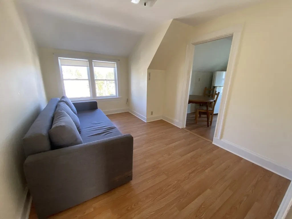 6 Harriet St, Brighton