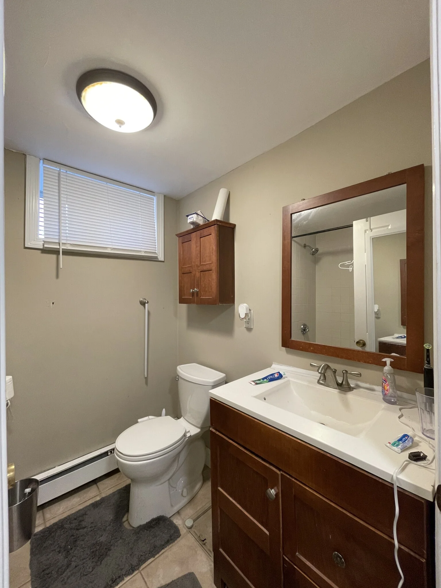 8 Sunset St, Mission Hill