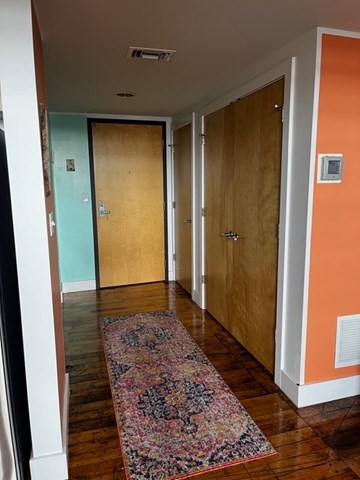 1 Westinghouse Plz, Hyde Park