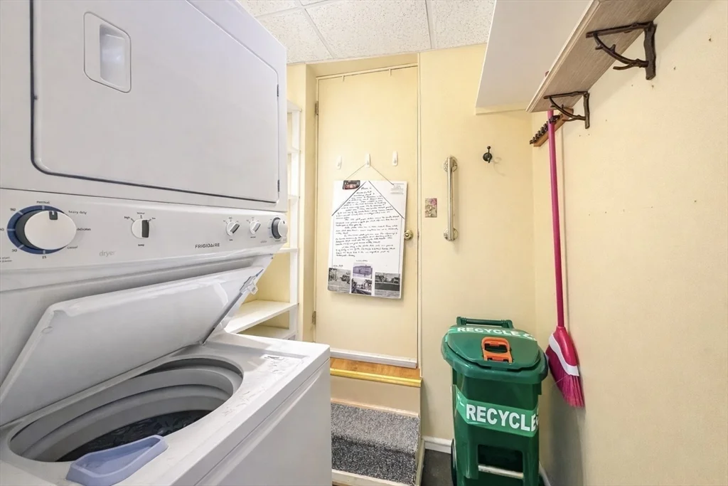 100 Water St, Newburyport