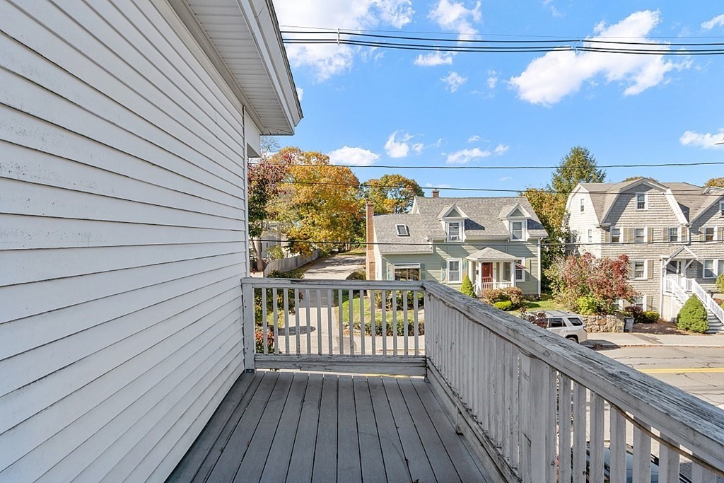 733 Hale St, Beverly Farms