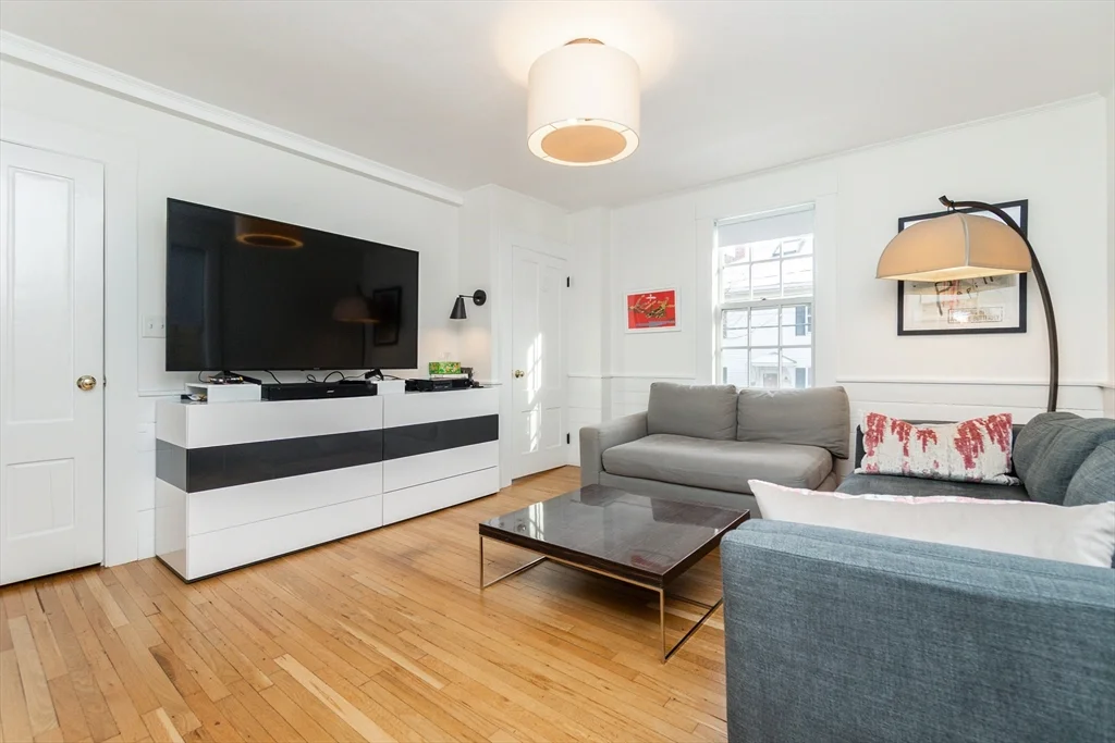 23 Sparks St, West Cambridge