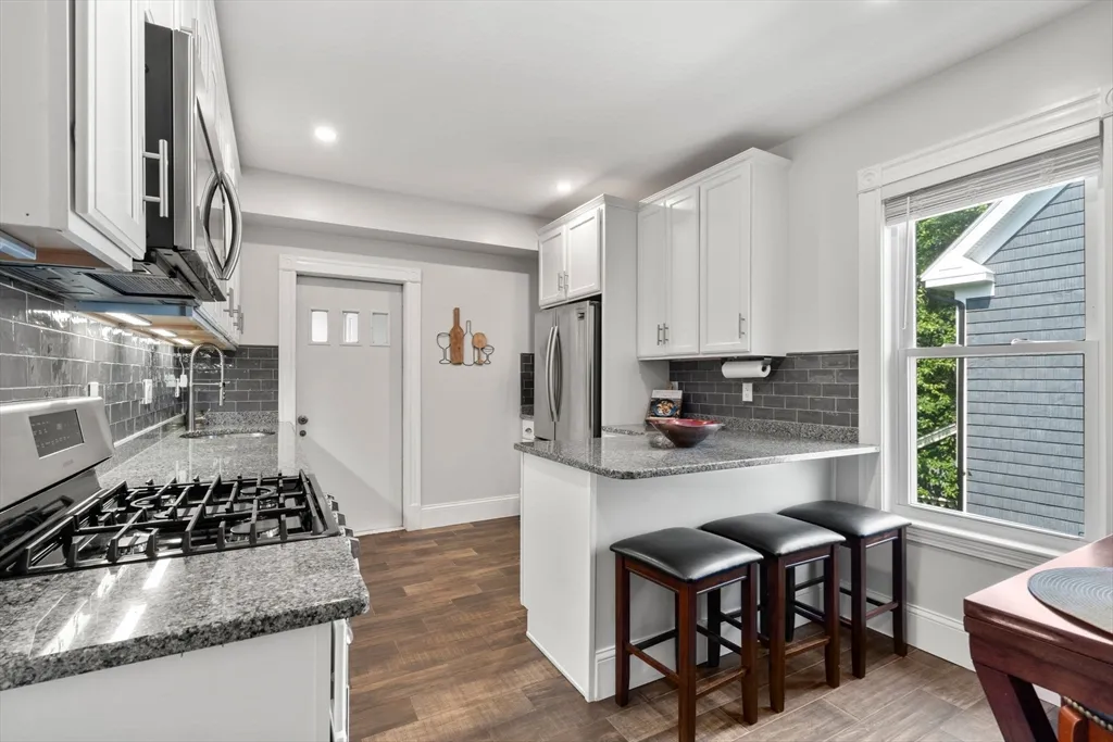 103 Belgrade Ave, Roslindale