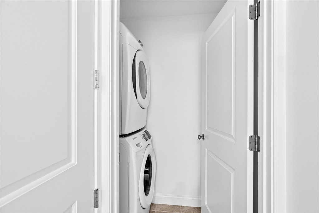 47 Fottler Rd, Hingham