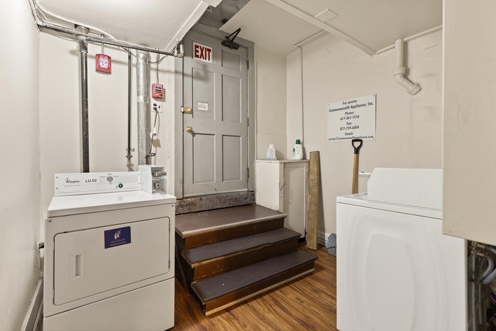 35 Bay State Rd, Back Bay