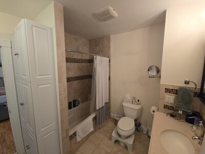 146 Hillside Rd, Watertown